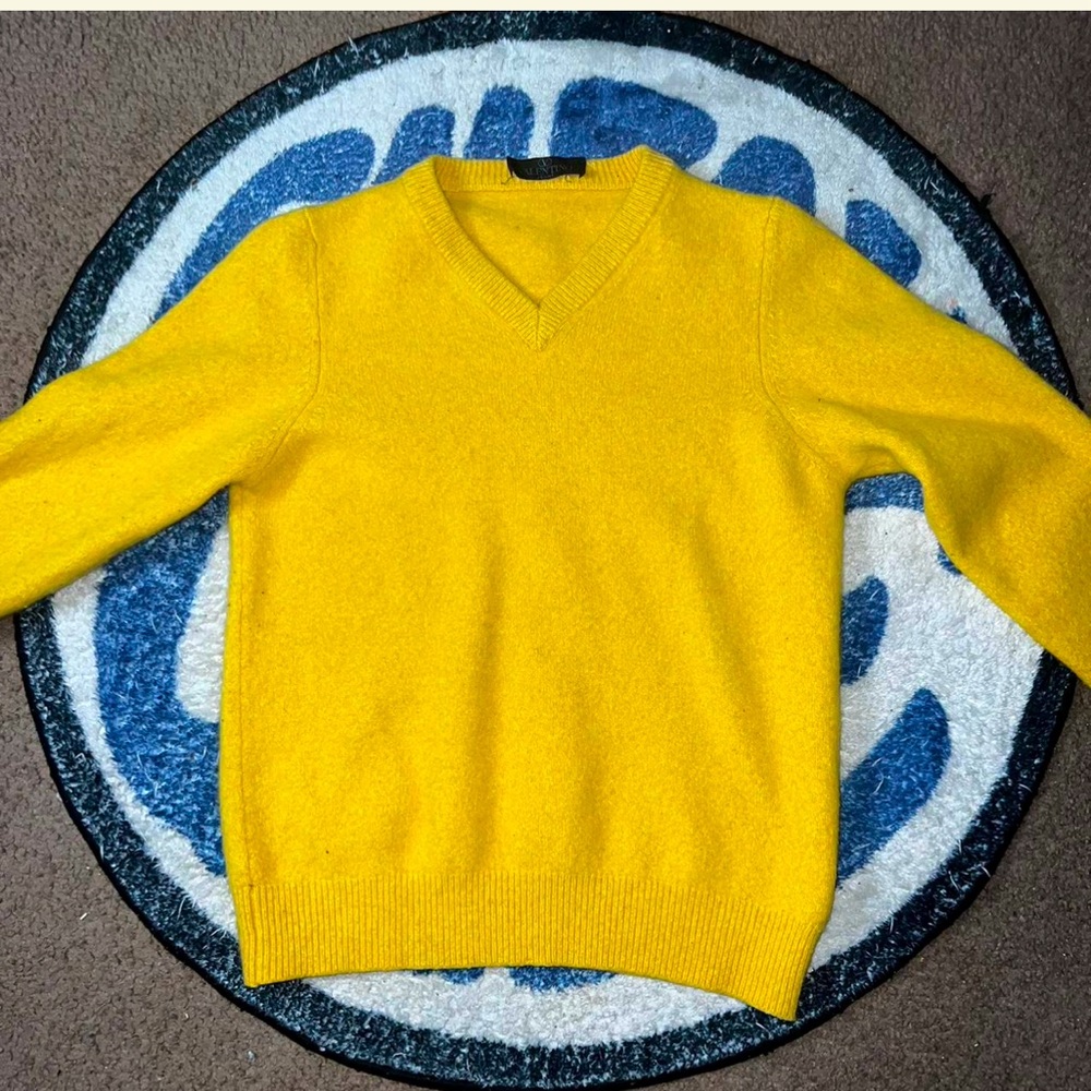 Yellow/Mustard Authentic Valentino Sweater. Worn Twice and in perfect condition